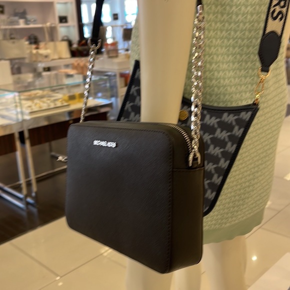 Michael Kors Jet Set Item Large East West Zip Crossbody Leather Black - Picture 14 of 16